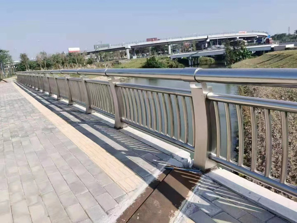 河道护栏